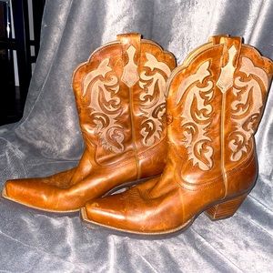 Ariat Womens Style 10004745 Size 10B